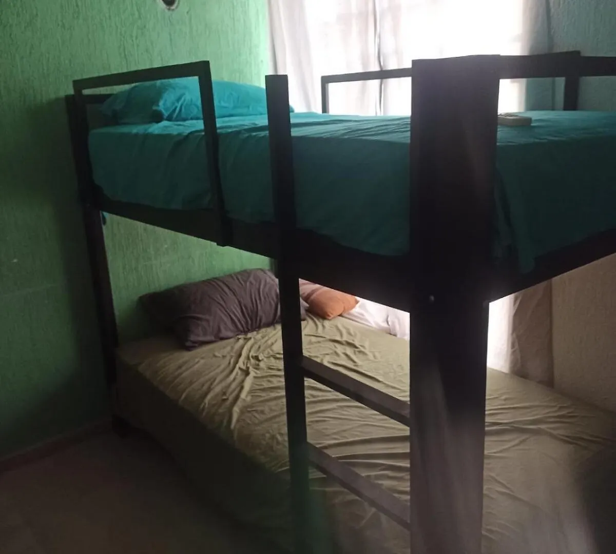 Casa Particular Amueblada Uman Holiday home